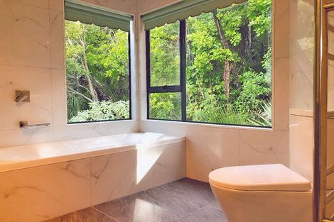 Photo of property in 35 Park Road, Titirangi, Auckland, 0604