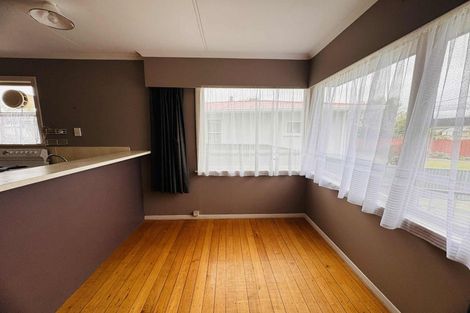 Photo of property in 14 Duff Crescent, Highbury, Palmerston North, 4412