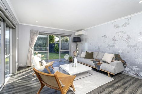 Photo of property in 2 Oscar Place, Whitianga, 3510