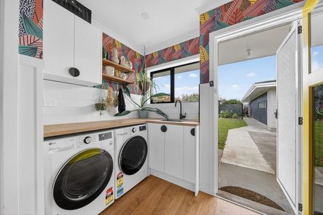 Photo of property in 86 New York Street, Martinborough, 5711