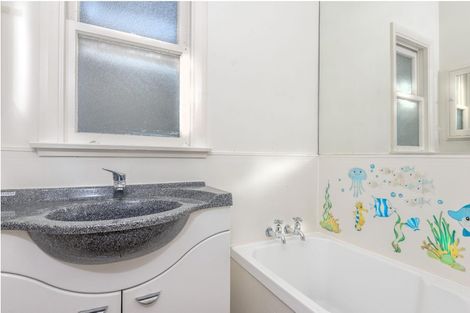 Photo of property in 27 Chesterton Street, Johnsonville, Wellington, 6037