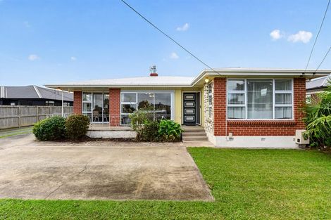 Photo of property in 15 Kingsley Street, St Andrews, Hamilton, 3200