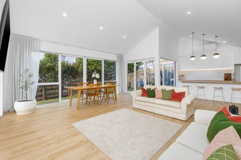Photo of property in 31 Hewson Drive, Snells Beach, 0920