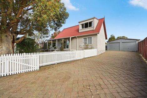 Photo of property in 9 Garland Drive, St Andrews, Hamilton, 3200