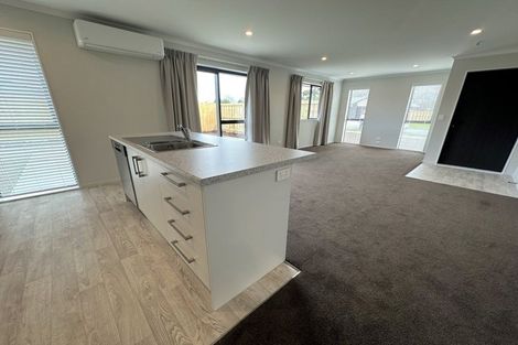 Photo of property in 19 Salkeld Place, Woodend, 7610