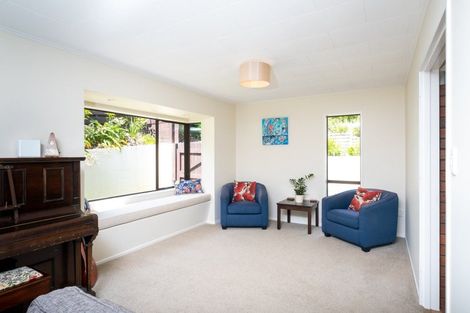 Photo of property in 9 Cumberland Rise, Taradale, Napier, 4112