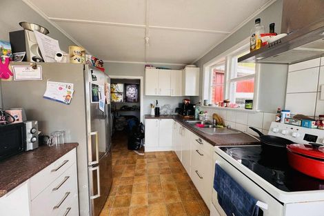 Photo of property in 45 Rangiora Avenue, Roslyn, Palmerston North, 4414