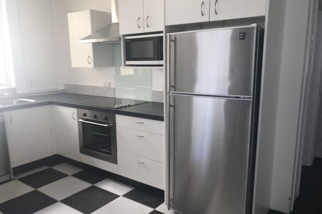 Photo of property in 34f5 Hawkestone Street, Thorndon, Wellington, 6011