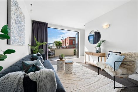 Photo of property in 1a/2 Elizabeth Street, Petone, Lower Hutt, 5012