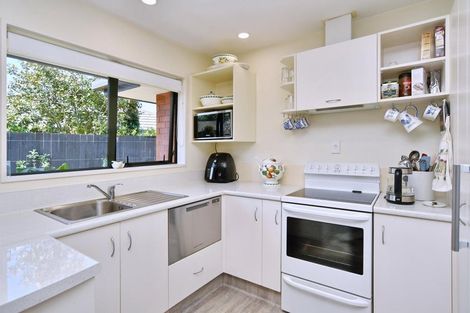 Photo of property in 17f Matawai Close, Rangiora, 7400