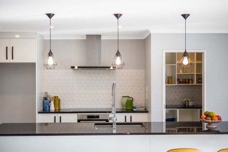 Photo of property in 13 Atherton Terrace, Churton Park, Wellington, 6037