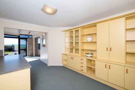 Photo of property in 71 The Esplanade, Westshore, Napier, 4110