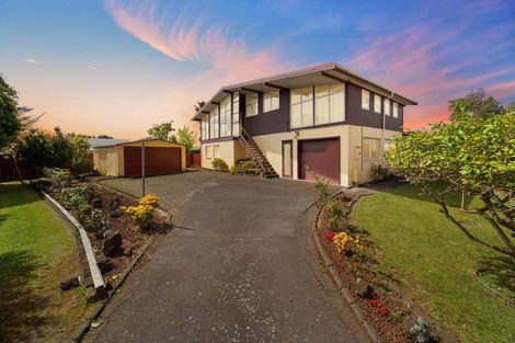 Photo of property in 26 Ewbank Place, Manurewa, Auckland, 2102