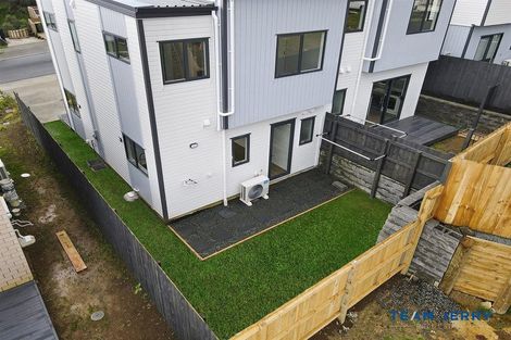 Photo of property in 40b Crestview Rise, Papakura, 2110