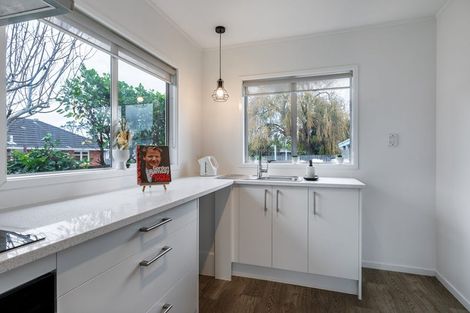 Photo of property in 1/24 Bedford Street, Te Atatu South, Auckland, 0610