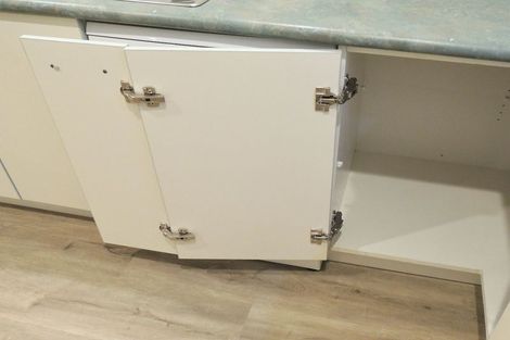 Photo of property in 1/73 Birkdale Road, Birkdale, Auckland, 0626