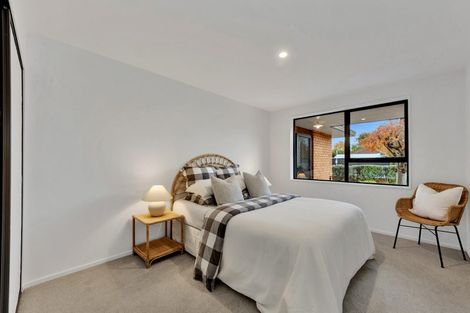 Photo of property in 1/1 Torvill And Dean Lane, Cashmere, Christchurch, 8022