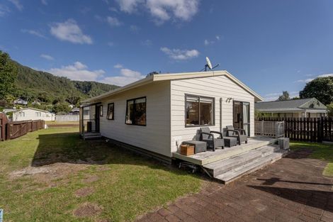 Photo of property in 27 Pauanui Beach Road, Pauanui, Hikuai, 3579