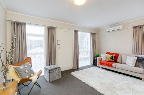 Photo of property in 6 Downing Street, Crofton Downs, Wellington, 6035