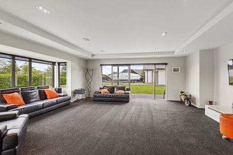 Photo of property in 1 Rossington Drive, West Melton, 7618