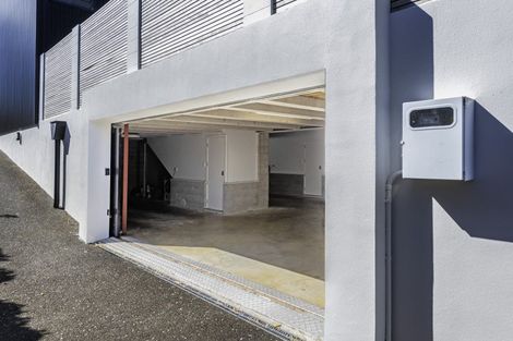 Photo of property in 5/50 Mandalay Terrace, Khandallah, Wellington, 6035