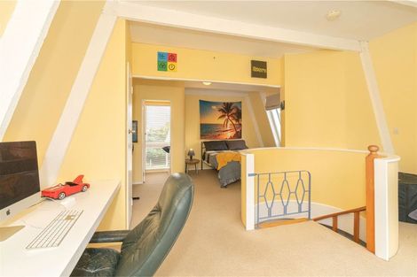 Photo of property in 9a Olive Terrace, Paraparaumu Beach, Paraparaumu, 5032