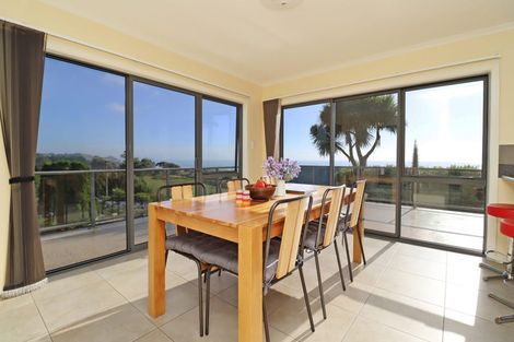 Photo of property in 11 Oakham Street, Hampden, 9410