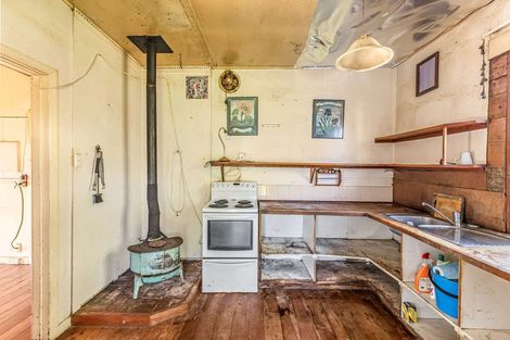 Photo of property in 230 Loop Road, East Takaka, Takaka, 7183