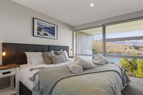 Photo of property in 1/11 Gum Lane, Queenstown, 9300
