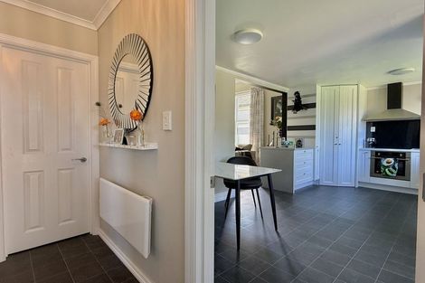 Photo of property in 25 Rhodes Street, Waimate, 7924