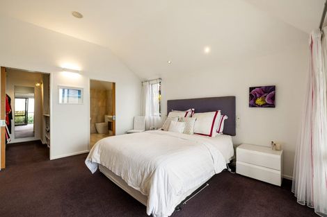 Photo of property in 60 Glenstrae Road, Redcliffs, Christchurch, 8081