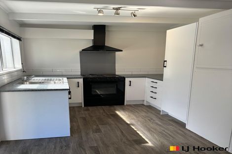 Photo of property in 2/21 Takanini Road, Takanini, 2112