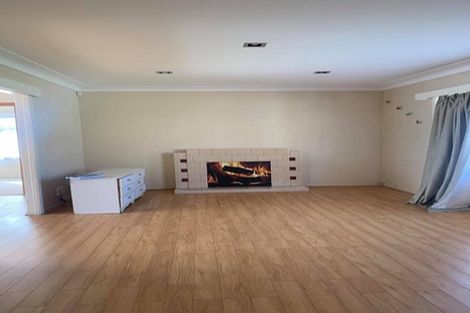 Photo of property in 44 Birdwood Avenue, Papatoetoe, Auckland, 2025