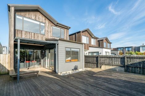 Photo of property in 42 Dignity Street, Papakura, 2110