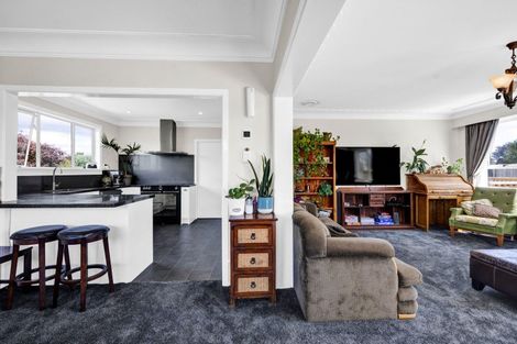 Photo of property in 131 Warwick Road, Stratford, 4391