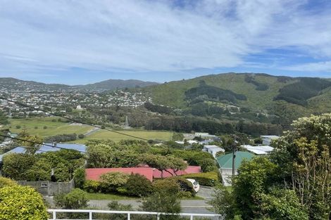 Photo of property in 17 Bedford Street, Northland, Wellington, 6012