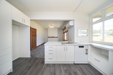 Photo of property in 28 Alfred Street, Roslyn, Palmerston North, 4414