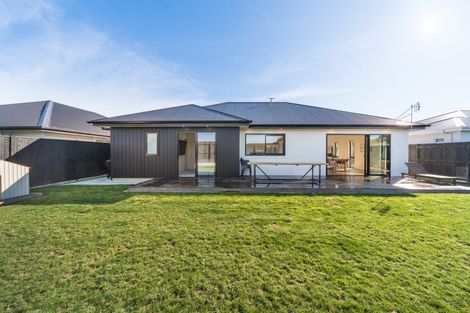 Photo of property in 78 Freedom Drive, Kelvin Grove, Palmerston North, 4470