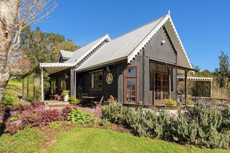 Photo of property in 202b Thompsons Track, Aongatete, 3178