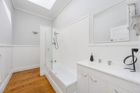 Photo of property in 320 B M Gubb Road, Port Albert, Wellsford, 0973