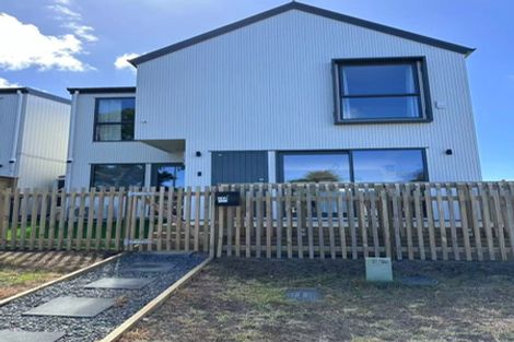 Photo of property in 26a Oreil Avenue, West Harbour, 0618