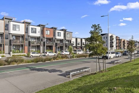 Photo of property in 83e Hobsonville Point Road, Hobsonville, Auckland, 0616