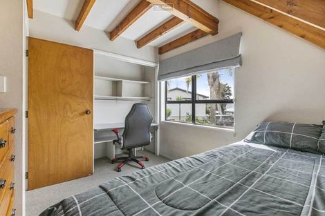 Photo of property in 158 Luckens Road, West Harbour, Auckland, 0618