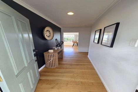 Photo of property in 70 Hinewa Road, Otumoetai, Tauranga, 3110