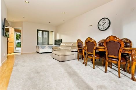 Photo of property in Point Ridge, 130 Gills Road, Albany Heights, Auckland, 0632
