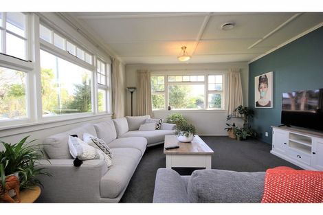 Photo of property in 7 Clouston Street, Saint Martins, Christchurch, 8022