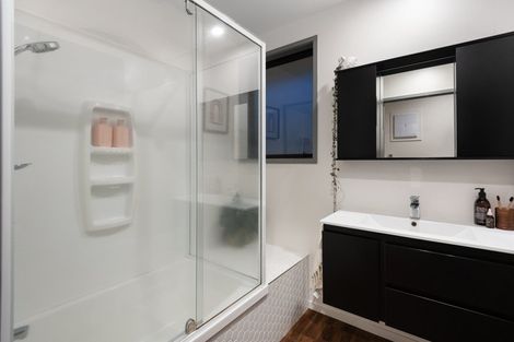 Photo of property in 63 Meander Drive, Welcome Bay, Tauranga, 3112