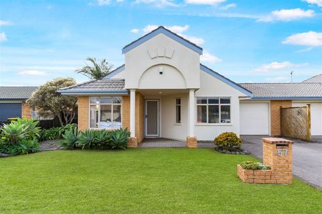 Photo of property in 57 Fernbrook Close, Burswood, Auckland, 2013