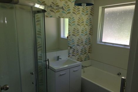 Photo of property in 15 Kauri Road, Waikanae, 5036