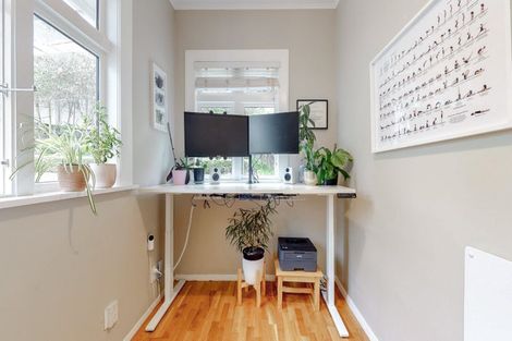 Photo of property in 82 Campbell Street, Karori, Wellington, 6012